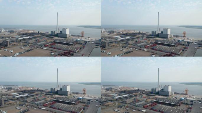丹麦埃斯比约发电厂的飞行前无人机鸟瞰图。Steelcon电站烟囱是斯堪的纳维亚半岛最高的