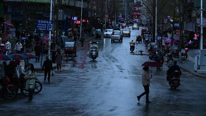 雨天路人氛围感