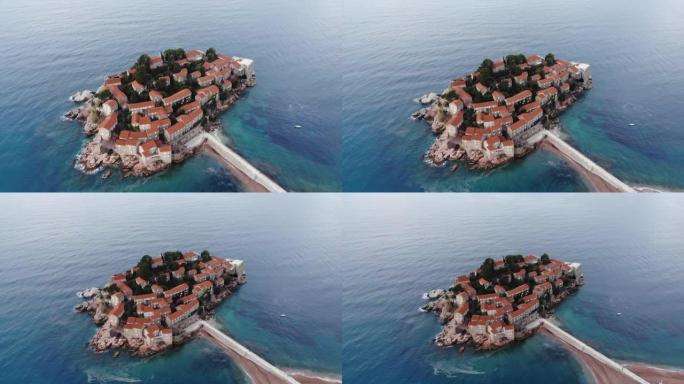 黑山Sveti Stefan island镇的鸟瞰图。