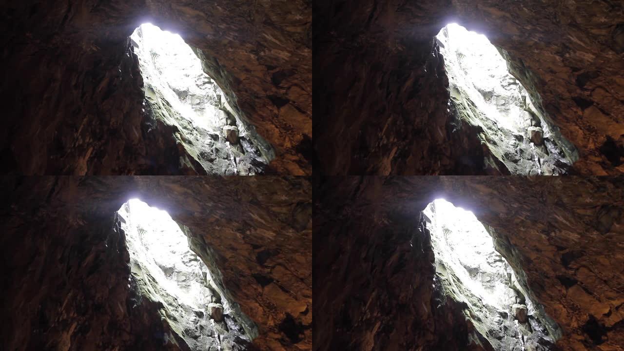 洞穴-岩石-景观-旅游-亚速尔群岛