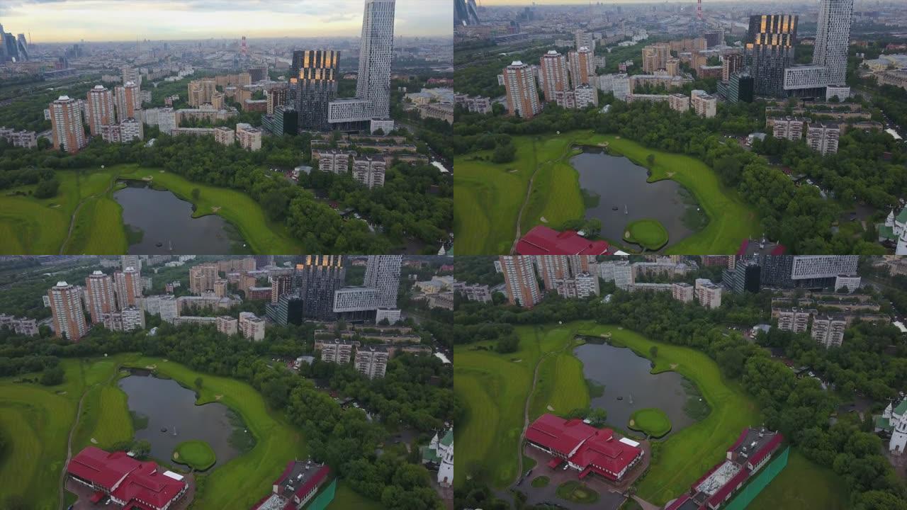 俄罗斯暮光之城莫斯科市生活街区湖空中全景4k