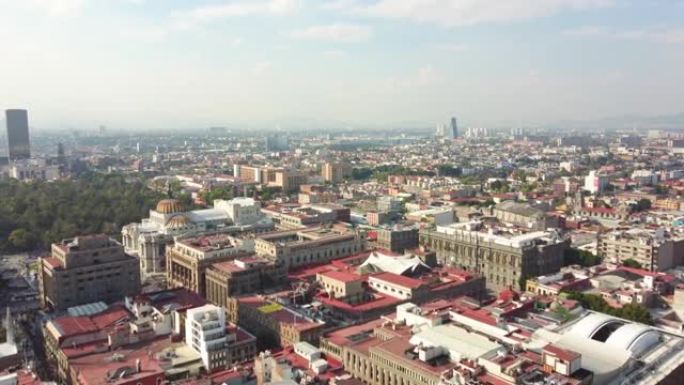 墨西哥城: 墨西哥首都城市的鸟瞰图，大理石表演厅和艺术博物馆Palacio de Bellas Ar