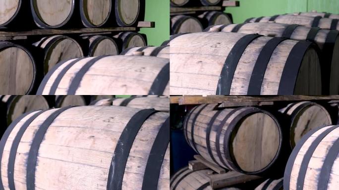 装满龙舌兰酒的堆叠桶用于成熟龙舌兰酒行业概念