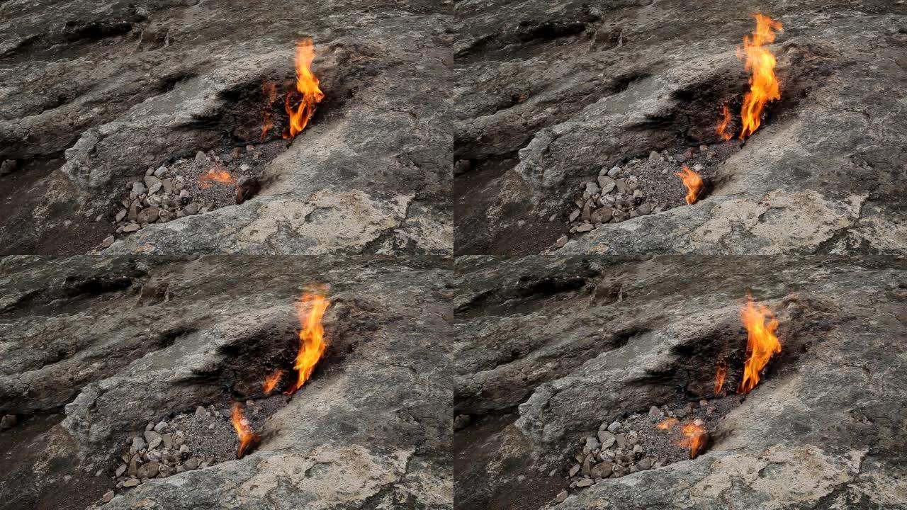 土耳其Chimaera山永远燃烧的大火