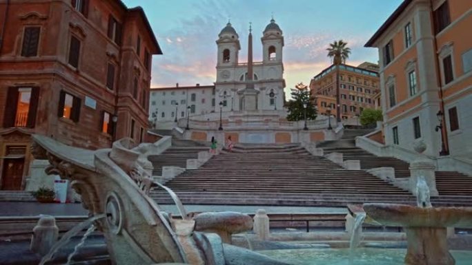 意大利，罗马，西班牙广场的巴拉西亚喷泉和西班牙台阶
