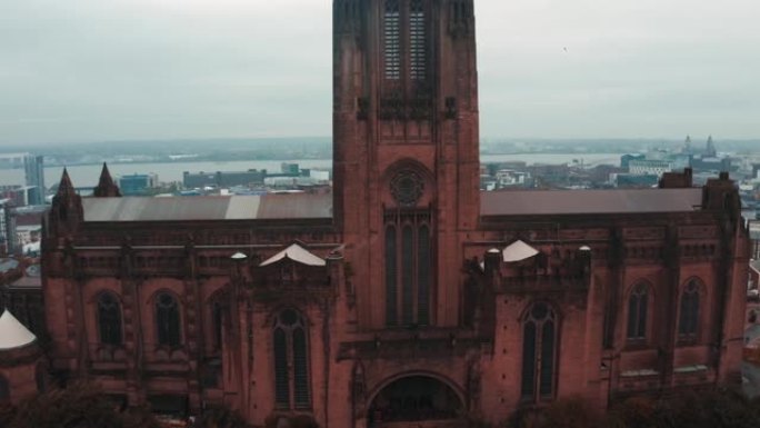 利物浦主教座堂或主教座堂的鸟瞰图