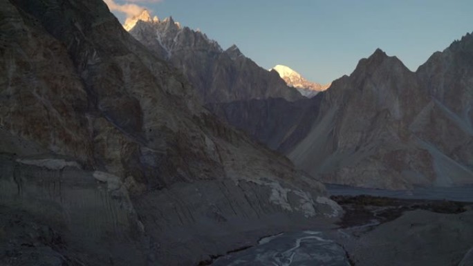 巴基斯坦北部冰川的风景