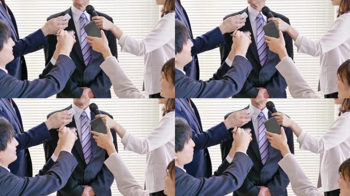 贵宾举行新闻发布会