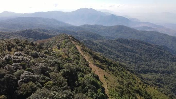 泰国阿尔卑斯山脊线徒步旅行路径