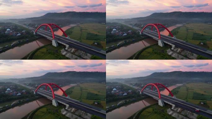 跨爪哇收费公路的标志性红桥kalikutan桥的鸟瞰图