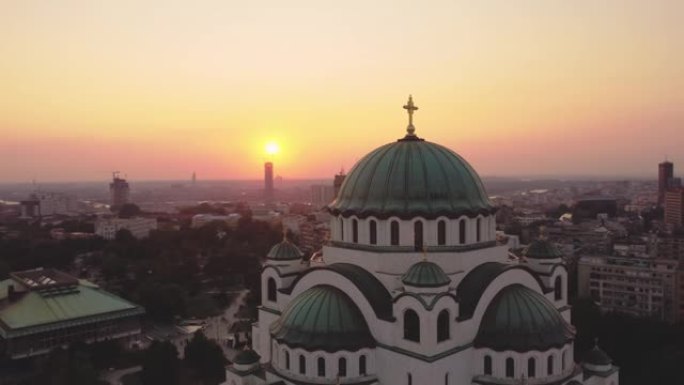 世界上最大的东正教教堂之一-塞尔维亚贝尔格莱德，圣萨瓦神庙的无人驾驶视图。