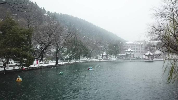 航拍荆门龙泉公园雪景