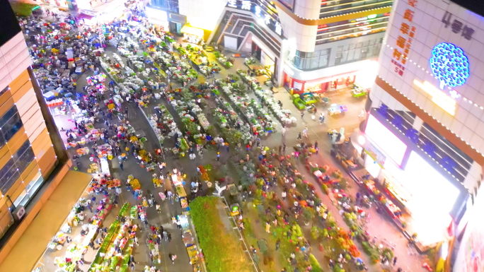 航拍昆明斗南花市夜景