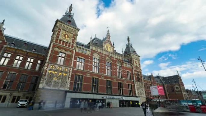 荷兰阿姆斯特丹，延时-白天的阿姆斯特丹中央火车站