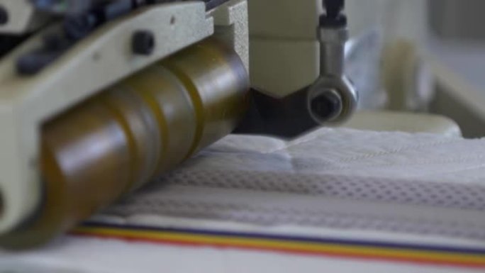 带式缝纫机18的齿轮运动的技术细节