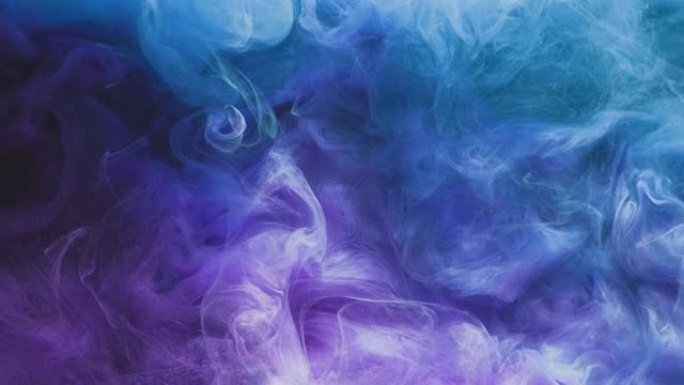 彩色蒸汽流墨水水混合蓝色紫色云