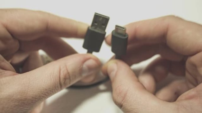 背景隔离的usb-a和usb-c连接器系统或连接接口的比较