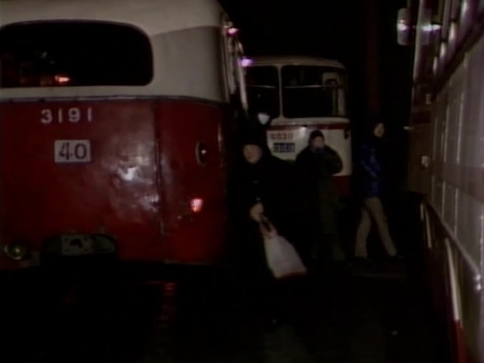 80年代北京街景夜公交