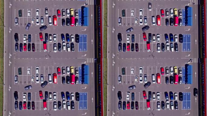 商务中心停车场汽车无人机的空中俯视图