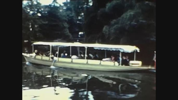 英国1969，河上的船