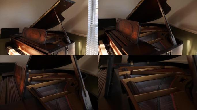 早晨阳光下的旧钢琴