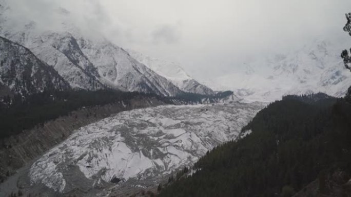 巴基斯坦北部冰川的风景