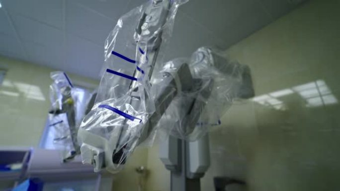 涉及机器人的医疗操作。带有3D视图内窥镜的医疗机器人手术