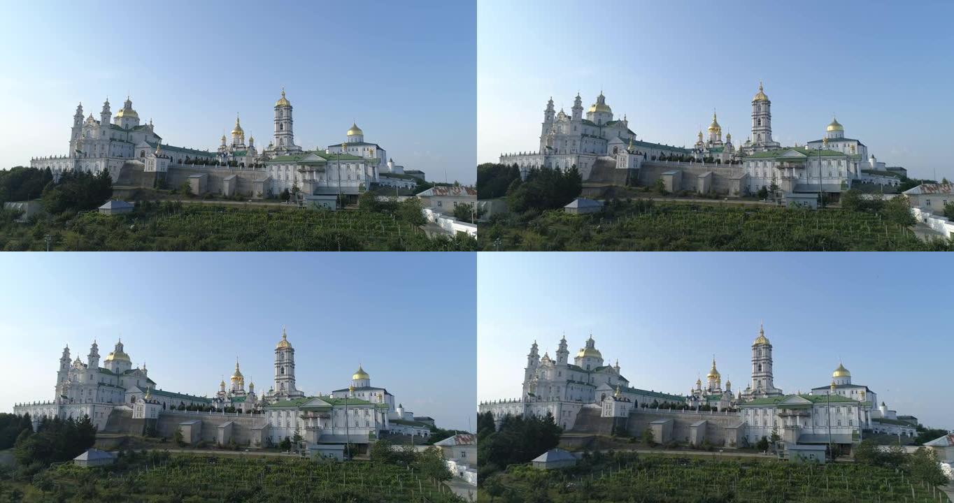 乌克兰Pochayiv的现代教堂