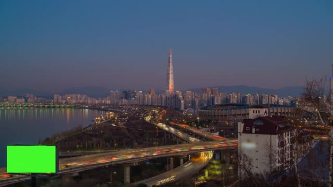 首尔市乐天世界大厦的交通前景航拍; 韩国，
