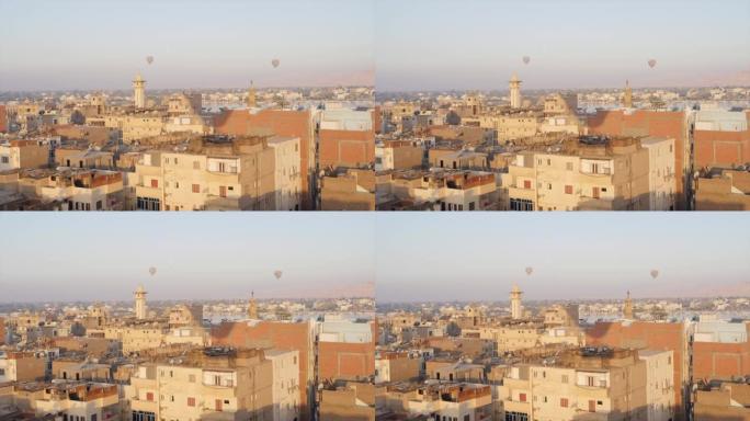 热气球在埃及卢克索市上空飞行