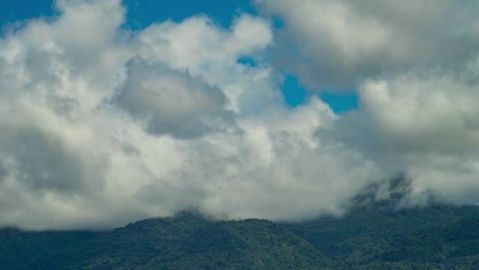 带有雾的主题山峰，延时视频