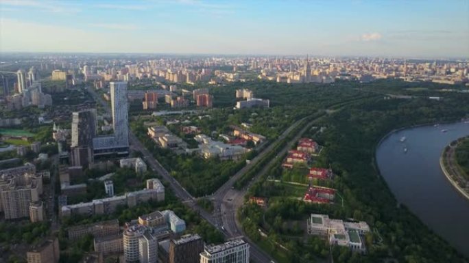 俄罗斯莫斯科日落之光大学区麻雀山航空全景4k