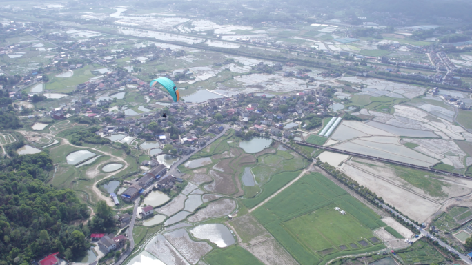 5.4K长沙黑糜峰滑翔伞运动基地航拍空镜