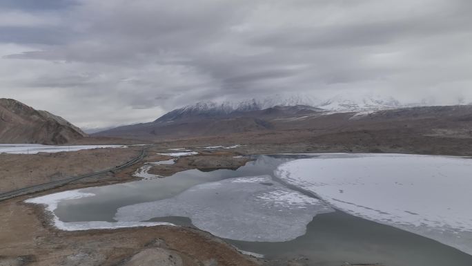 帕米尔高原喀拉库勒湖航拍2023