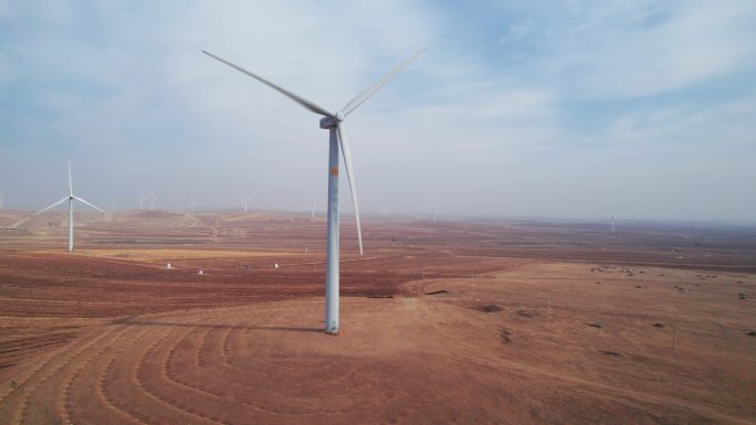 #23040901深圳能源的风力发电机