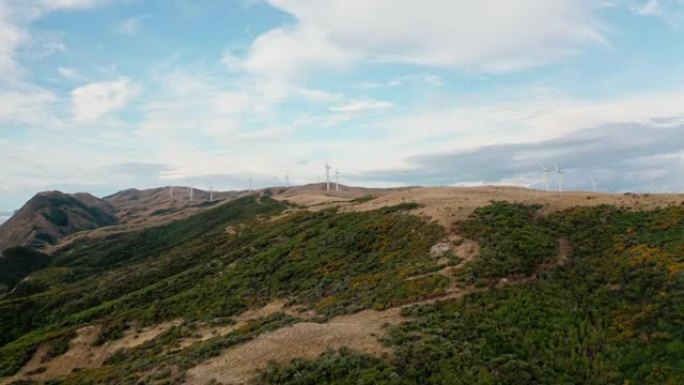 新西兰风电场和涡轮机的无人机视图