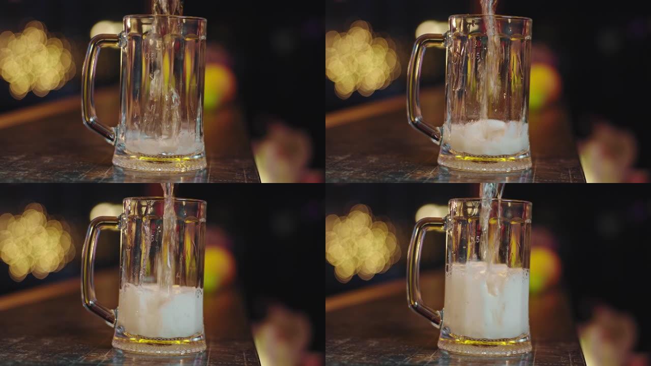 镜头特写镜头慢动作冷啤酒倒入一杯啤酒会产生气泡