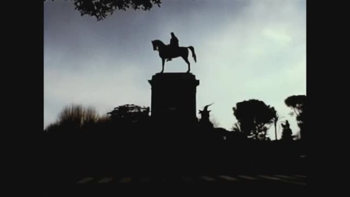 1975年，意大利，马雕像罗马