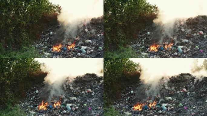 垃圾填埋场垃圾和火灾的鸟瞰图。