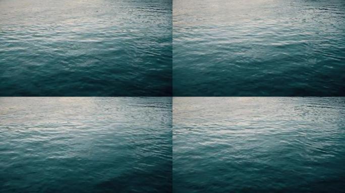 水面反射海洋上的太阳光线 (4k环)