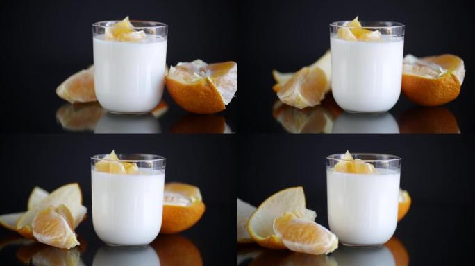 自制甜酸奶，配橘子