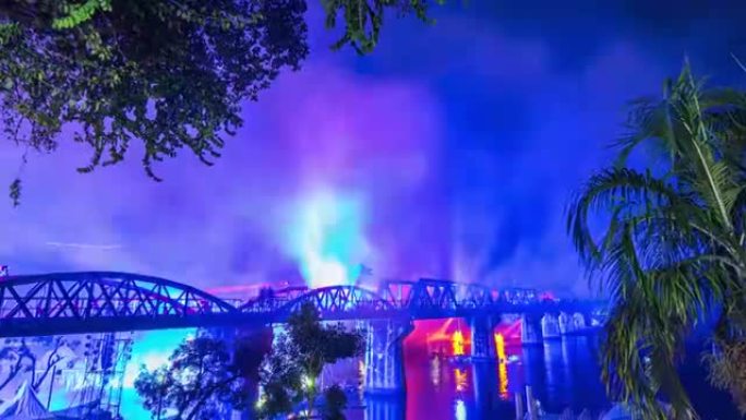 泰国北碧府桂河上的Worlld Warr II历史桥的灯光秀，延时视频