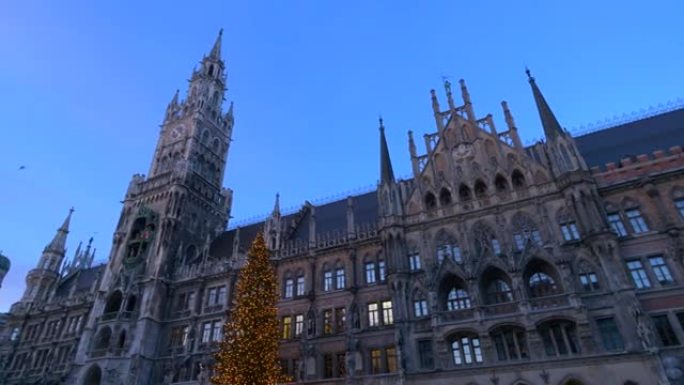 71 / 5000 Übersetzungsergebnisse市政厅在圣诞节期间，德国巴伐利亚慕尼