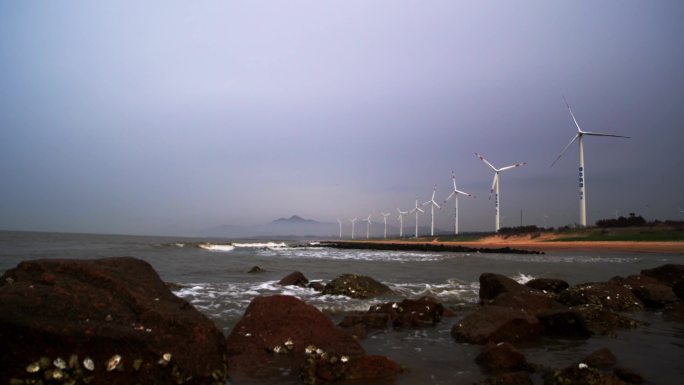 潮汐海边的风力发电