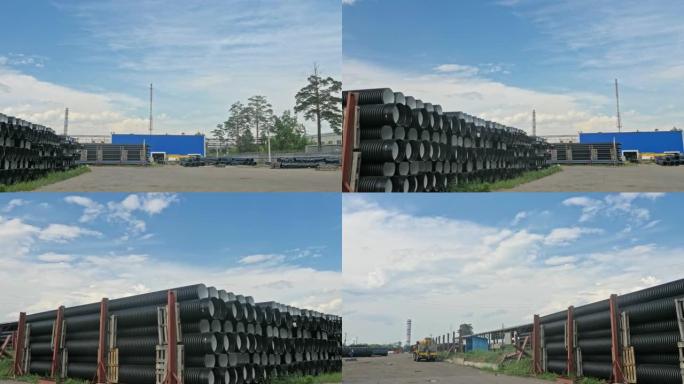 成品塑料管仓库工业室外存储场地。塑料水管制造厂。