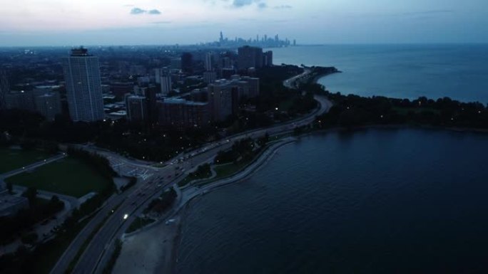 从杰克逊公园无人机鸟瞰图看伊利诺伊州芝加哥市中心