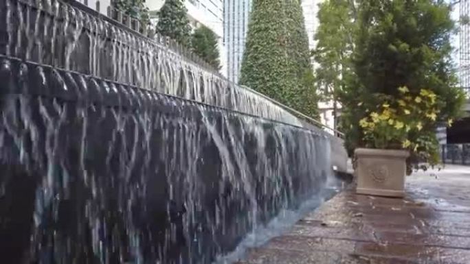 东京都港区新桥市的一个小瀑布