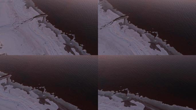 部分冰冻海和小河三角洲的鸟瞰图