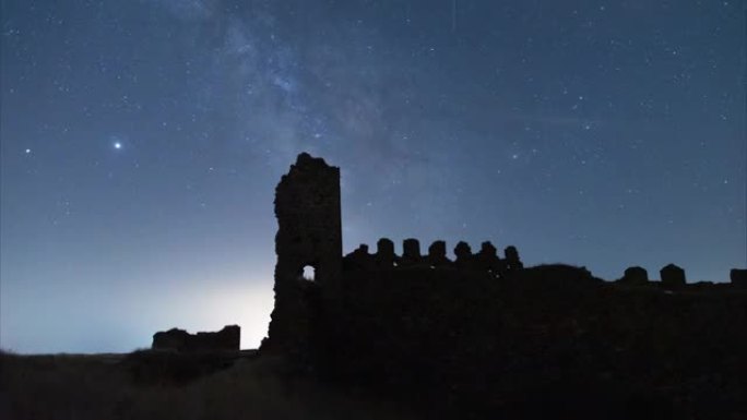 银河系穿越夜空