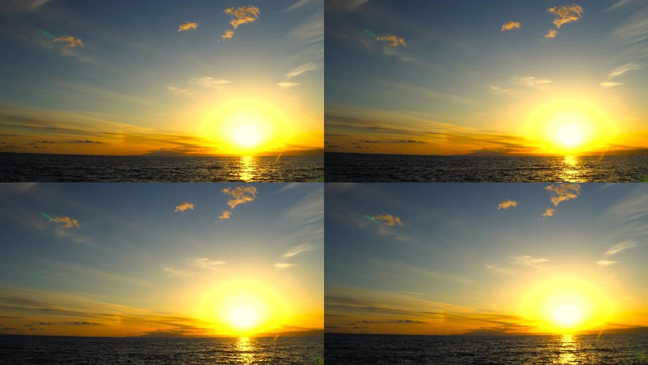 海上美丽的日落海上夕阳流动大海
